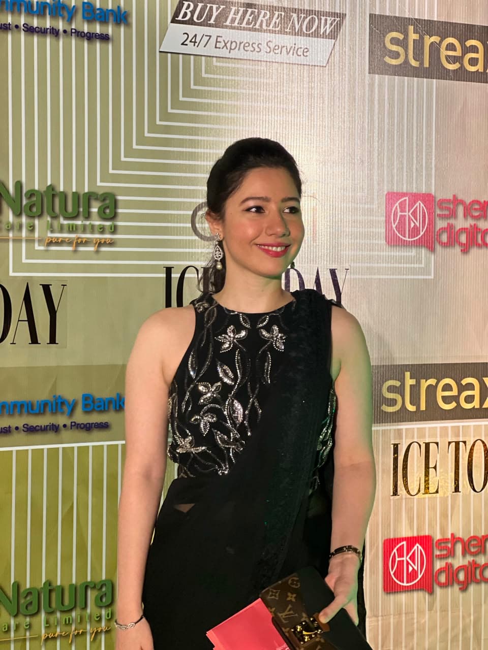 Moureen Zahir